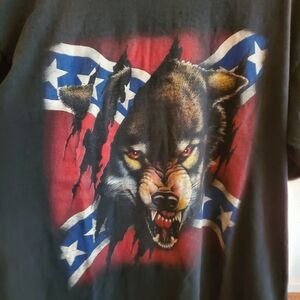 Vintage Wolf Graphic T-Shirt